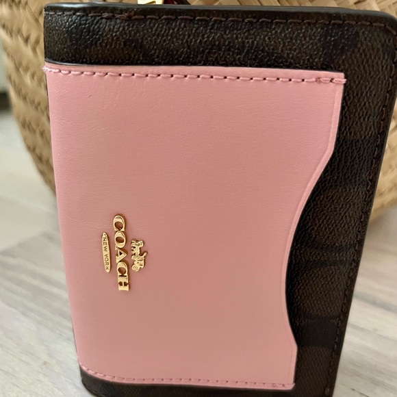 Coach Pink Wallet with C Logo - Picture 7 of 13